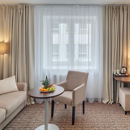 Hotel Atlas Benesov  Kültér fotó